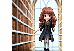 Harry Potter Magical Mini  Doll - Hermione